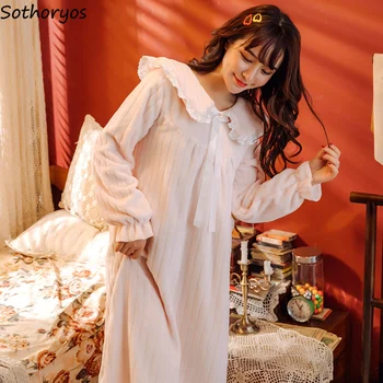 Koraļļu Samta Nightgowns Sievietes Konkursa Gadījuma Silts-line Nightdress Rozā Saldu Loku Ruffles Sleepwear Lounge Homewear Ins Modes